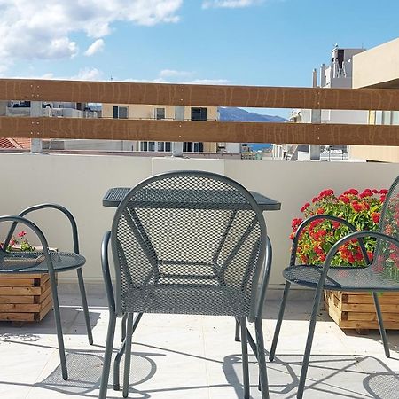 Elegant Apartment In The Heart Of Heraklion Bagian luar foto