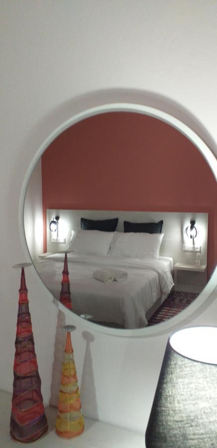 Elegant Apartment In The Heart Of Heraklion Bagian luar foto