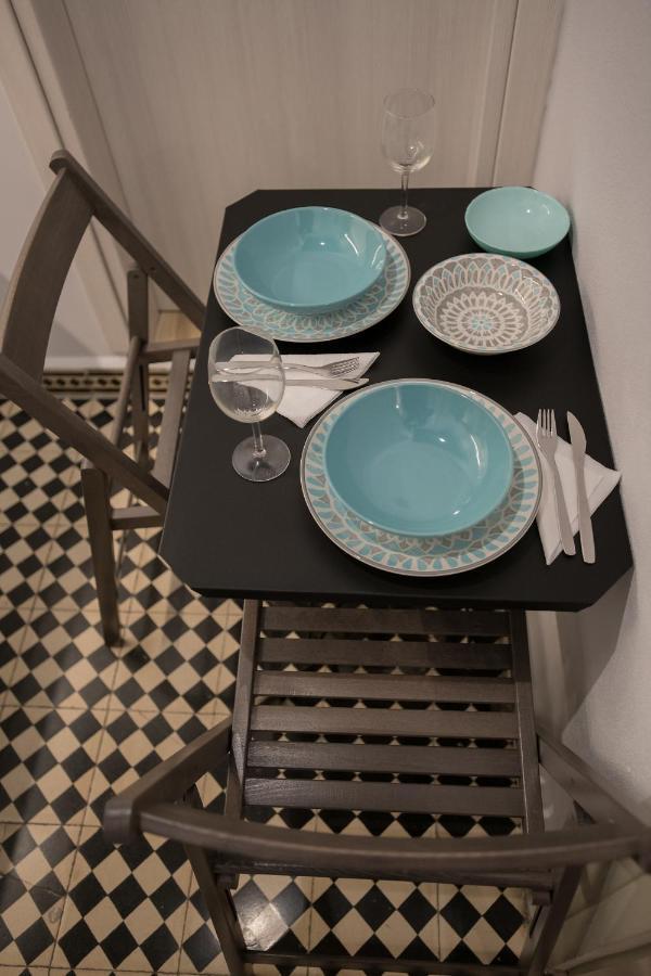 Elegant Apartment In The Heart Of Heraklion Bagian luar foto